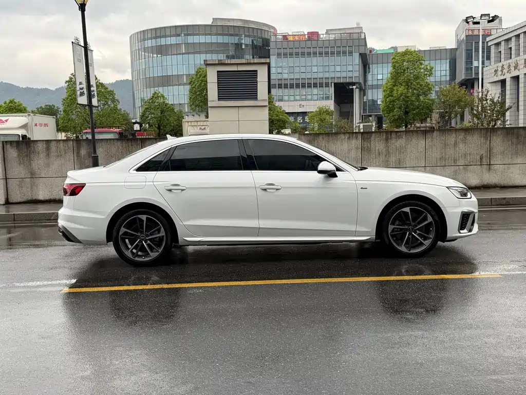 Audi A4L — миниатюра 10