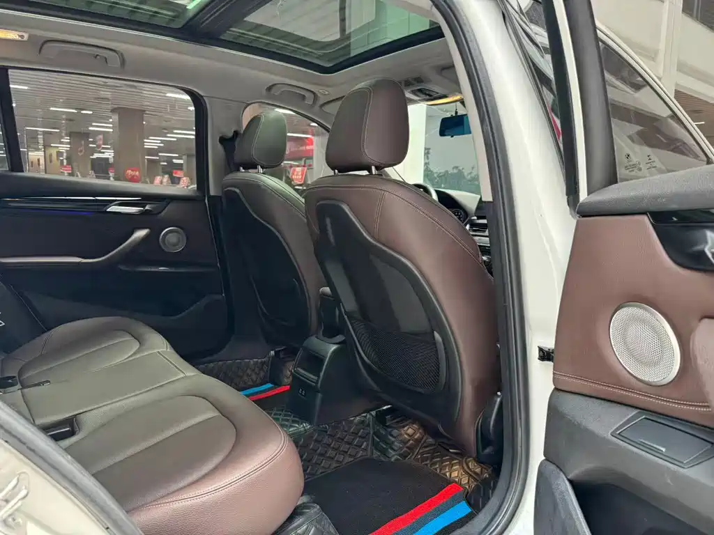 BMW X1 — миниатюра 18