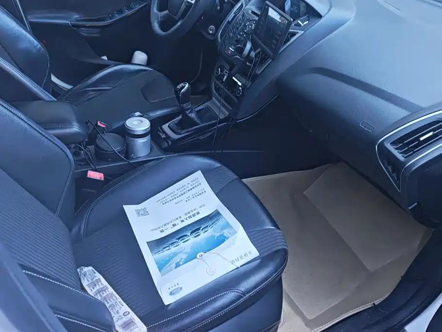 Ford Focus — миниатюра 8