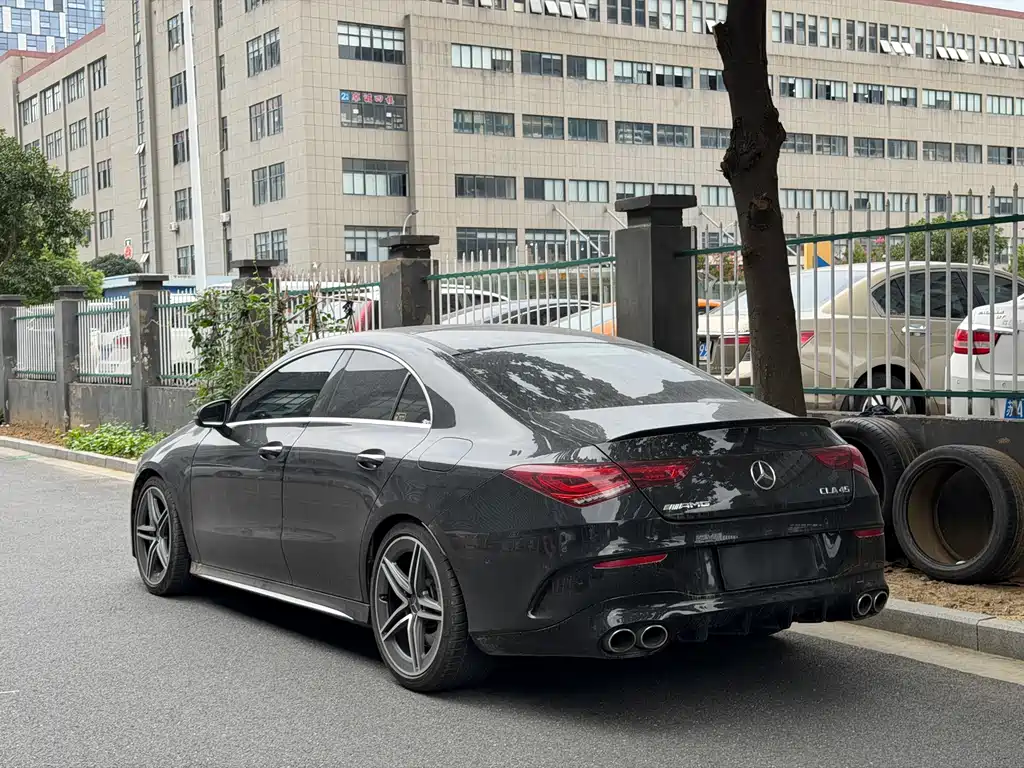 Mercedes-Benz CLA AMG — миниатюра 4