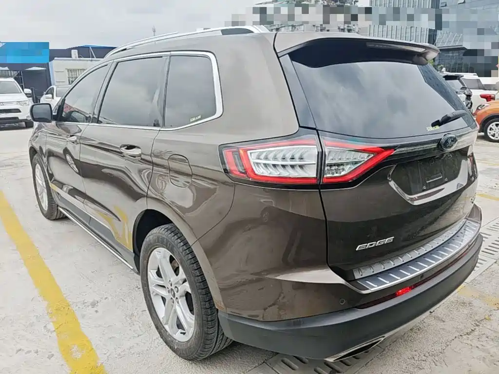 Ford Edge — миниатюра 5