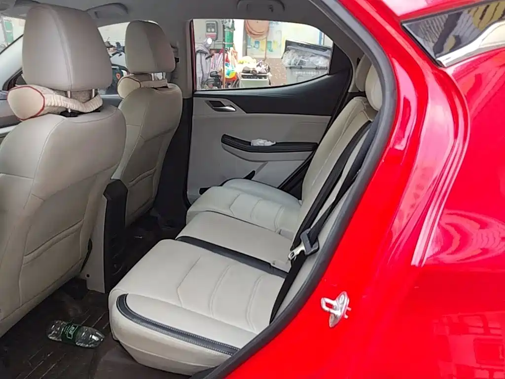 BYD Yuan Pro — миниатюра 17