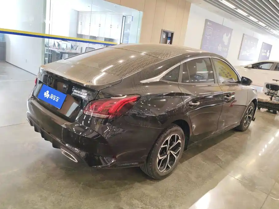 MG MG5 — миниатюра 3