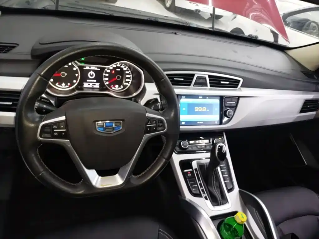 Geely Boyue — миниатюра 10