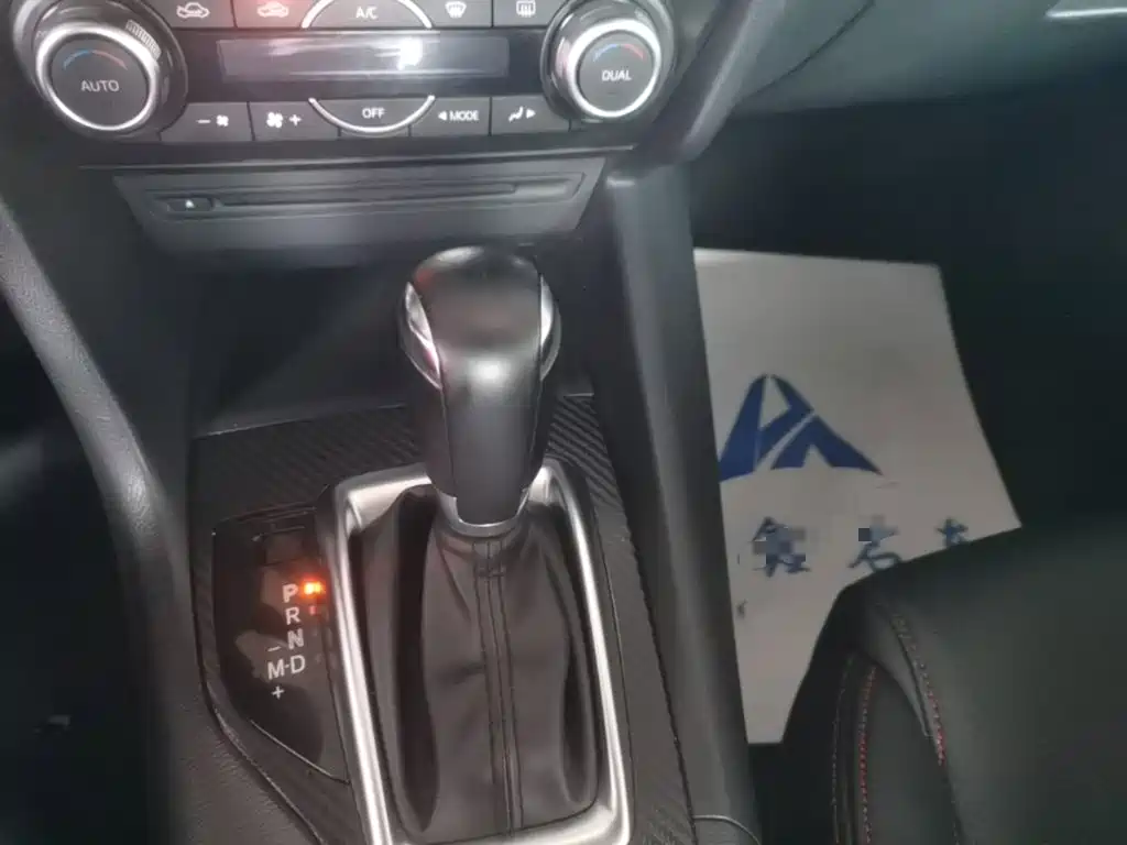 Mazda 3 Axela — миниатюра 14