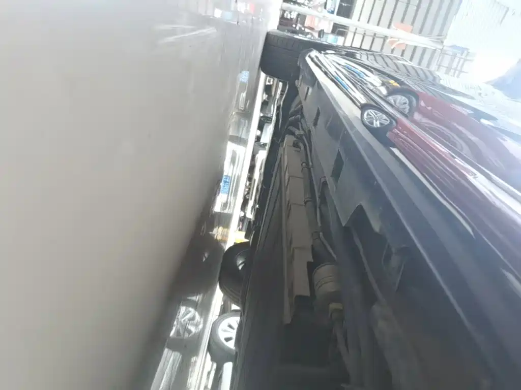 BYD MAX New Energy — миниатюра 22