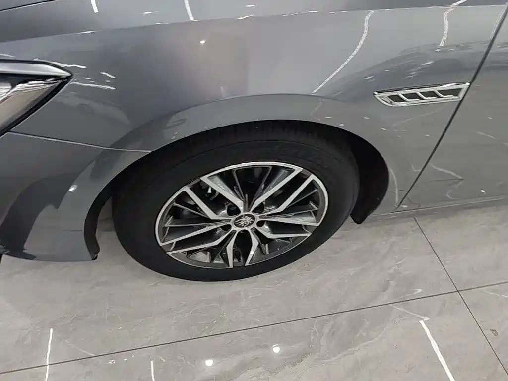 BYD Qin PLUS — миниатюра 23