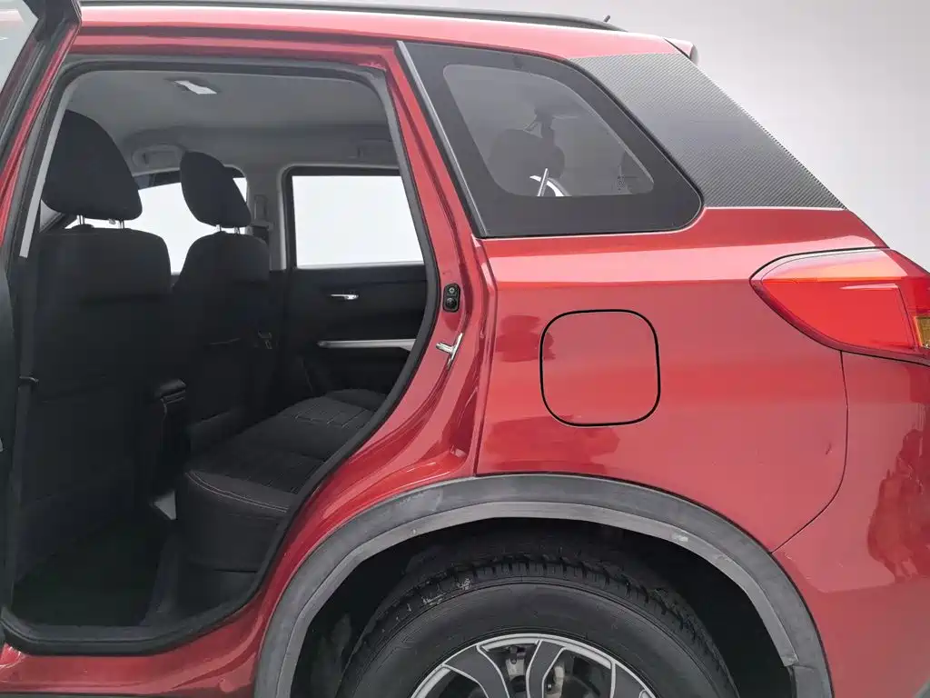 Suzuki Vitara — миниатюра 15