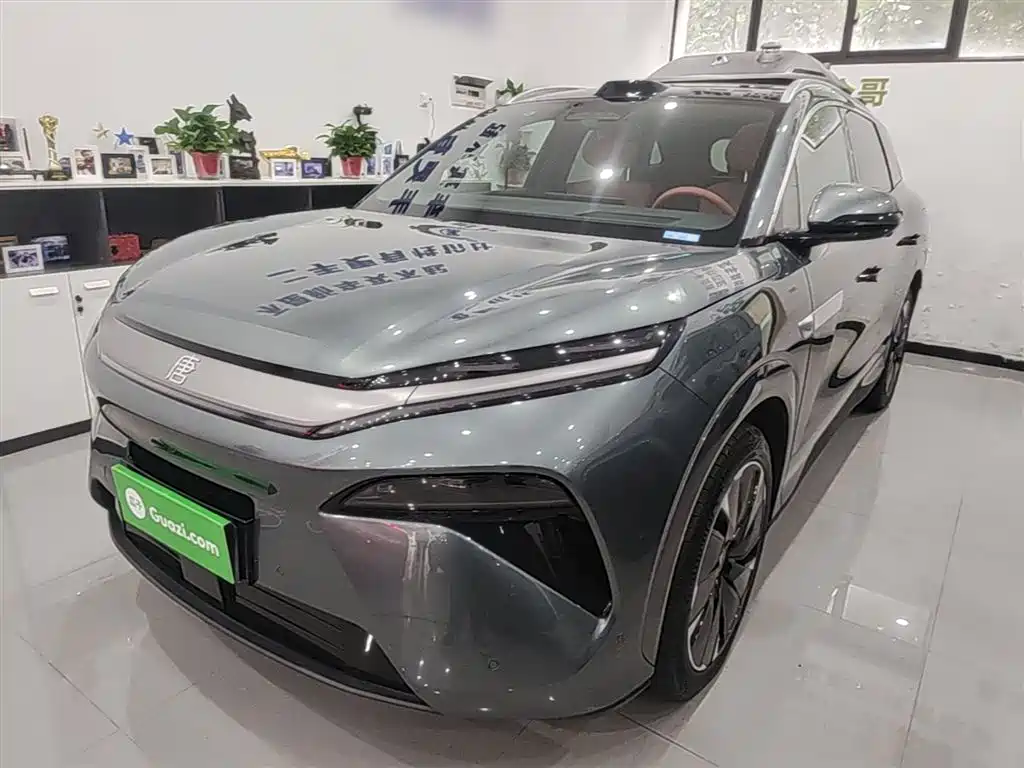 BYD Tang L L 2025 DM 175KM