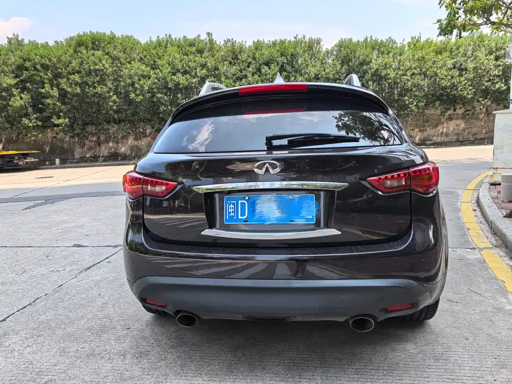Infiniti FX — миниатюра 11