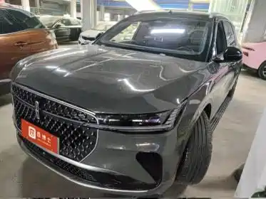 LINCOLN NAVIGATOR 2024