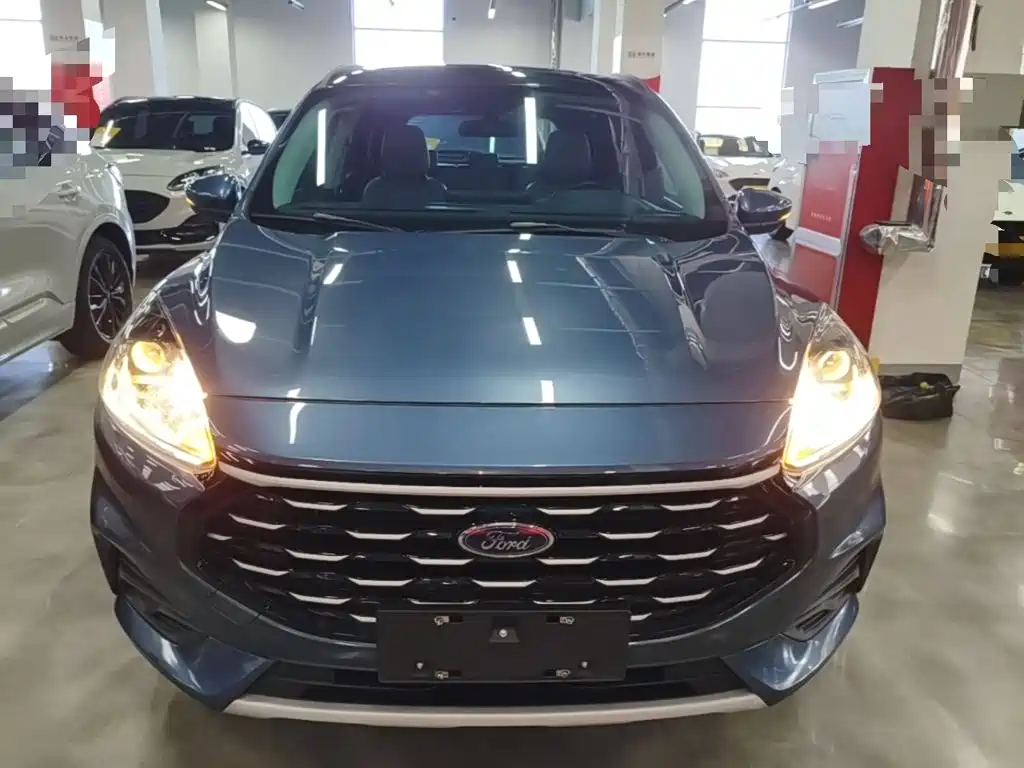 Ford Escape — миниатюра 3