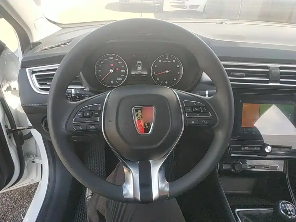Roewe i5 — миниатюра 11