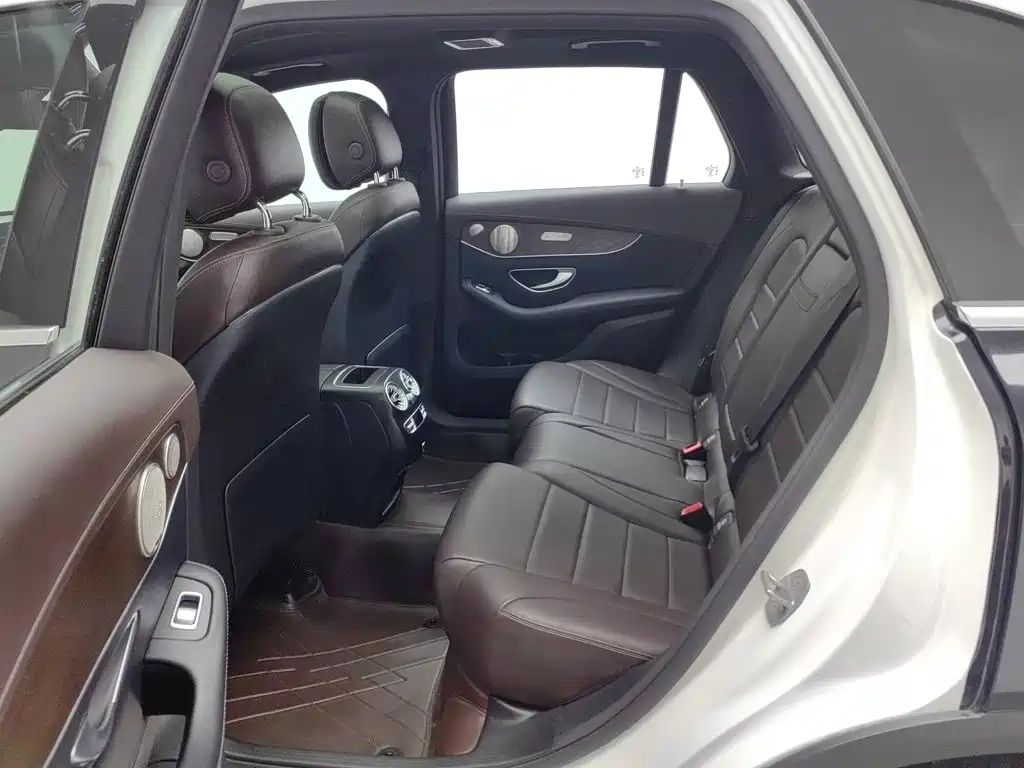 Mercedes-Benz GLC — миниатюра 15
