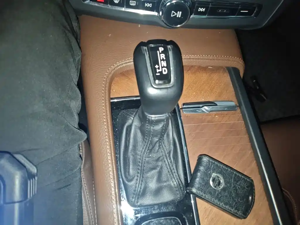 Volvo S90 — миниатюра 14