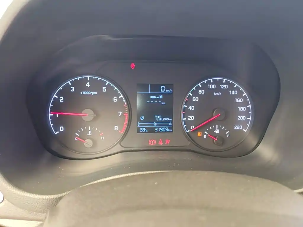 Hyundai Verna — миниатюра 12