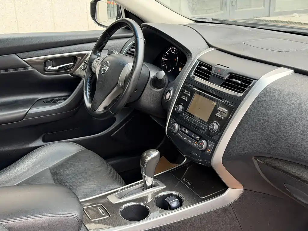 Nissan Teana — миниатюра 10