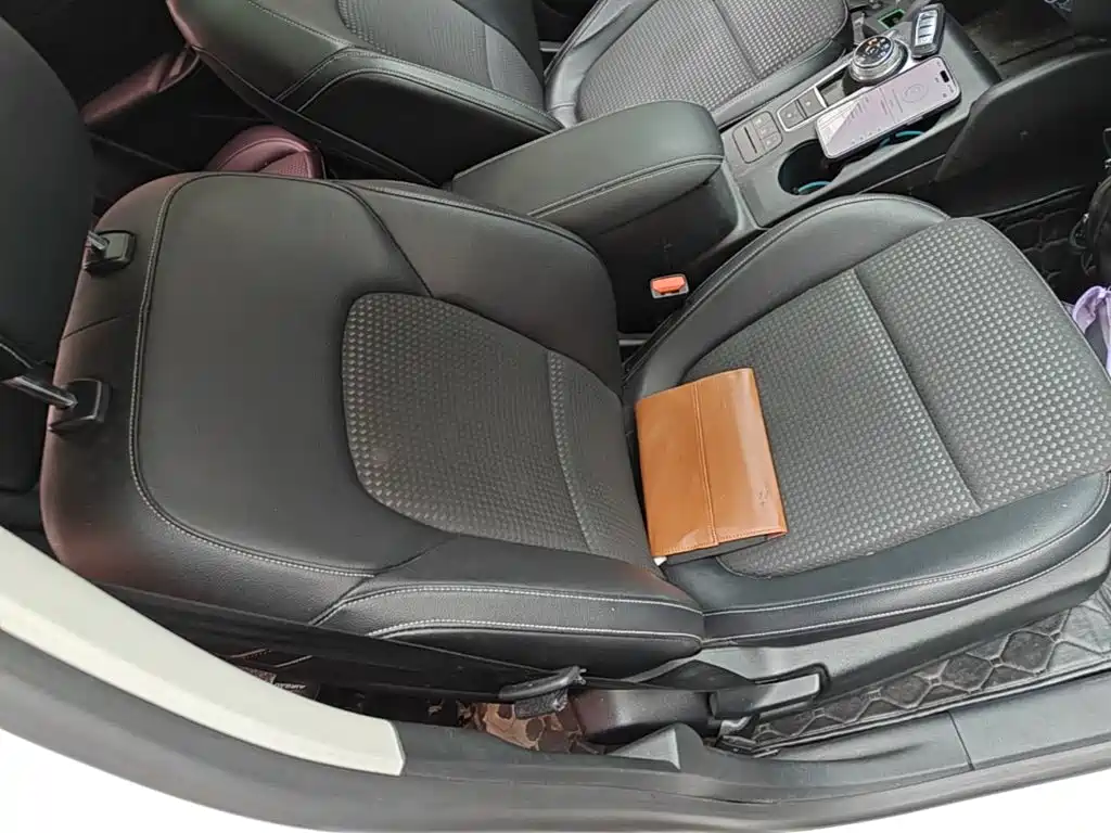 Ford Focus — миниатюра 25