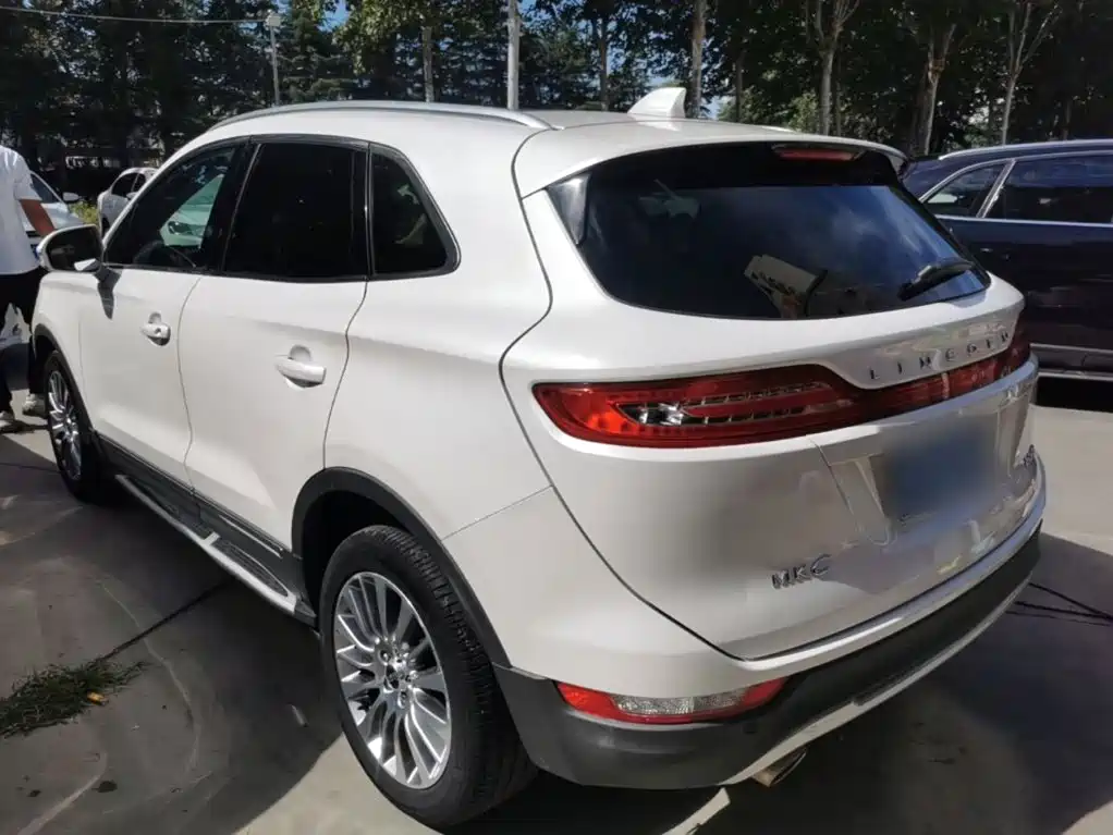 Lincoln MKC — миниатюра 5