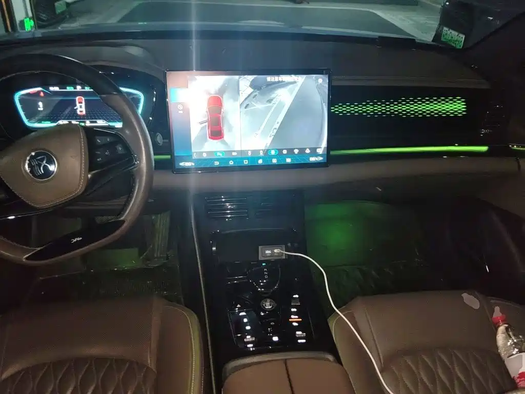 BYD Han — миниатюра 5