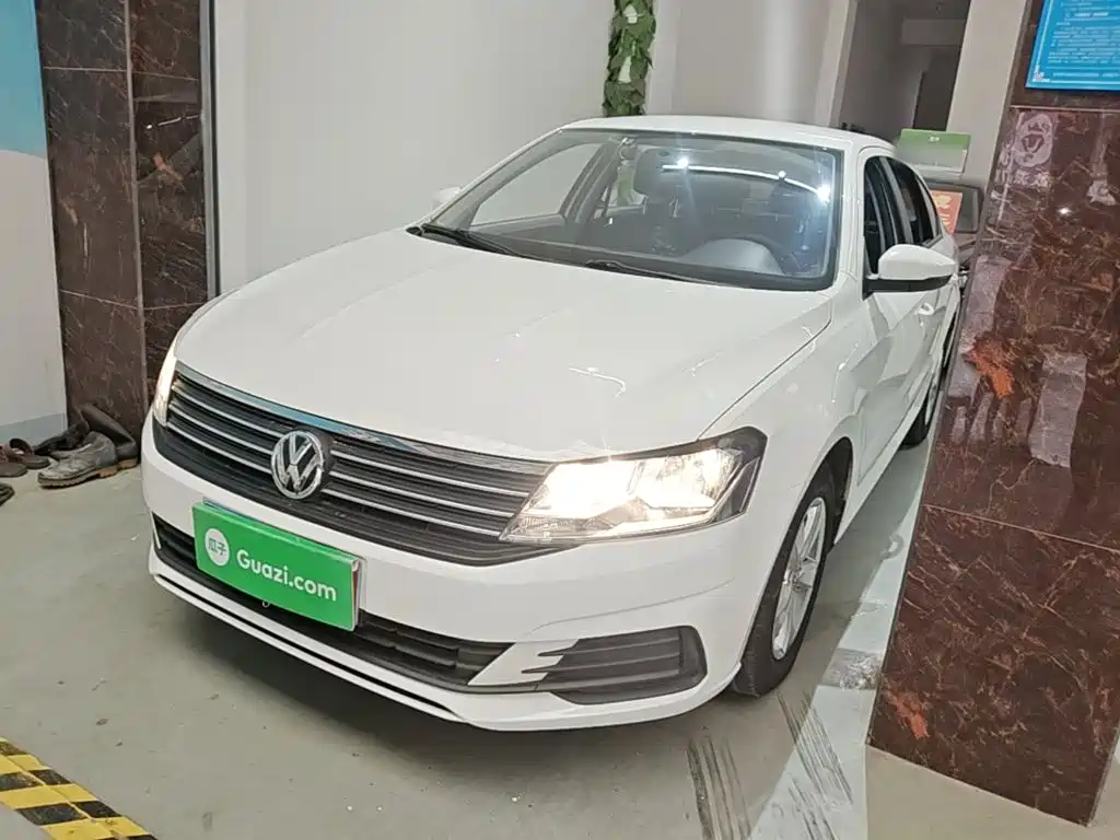 Volkswagen Lavida — миниатюра 2