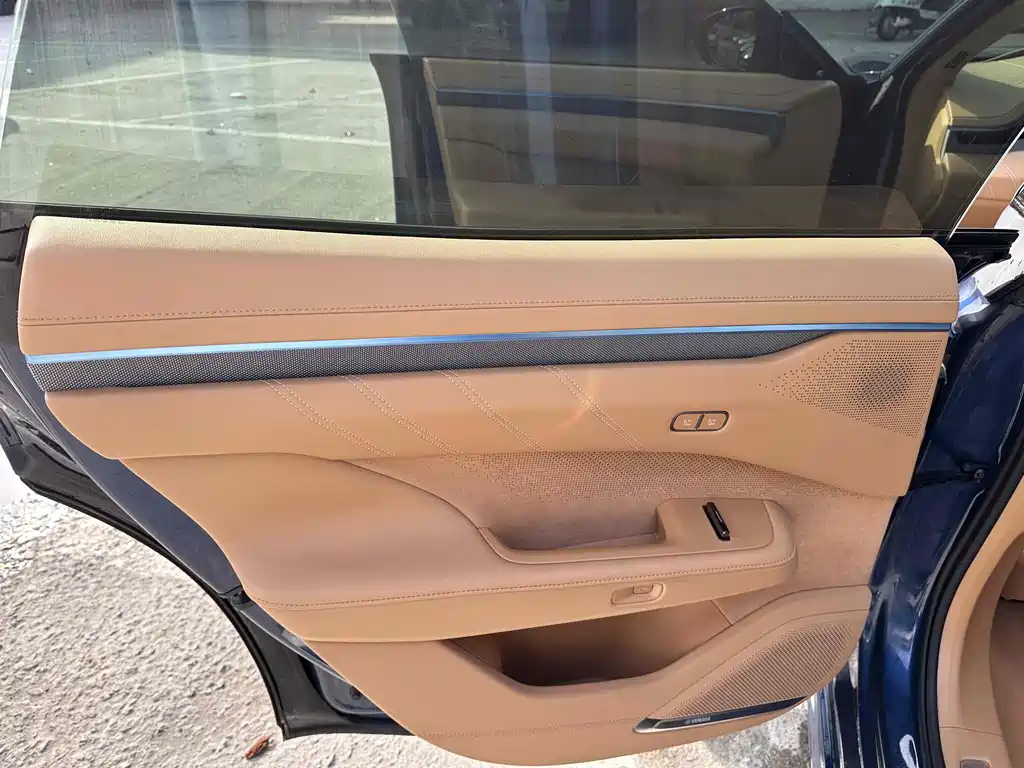 ZEEKR EXTREME KRYPTON 001