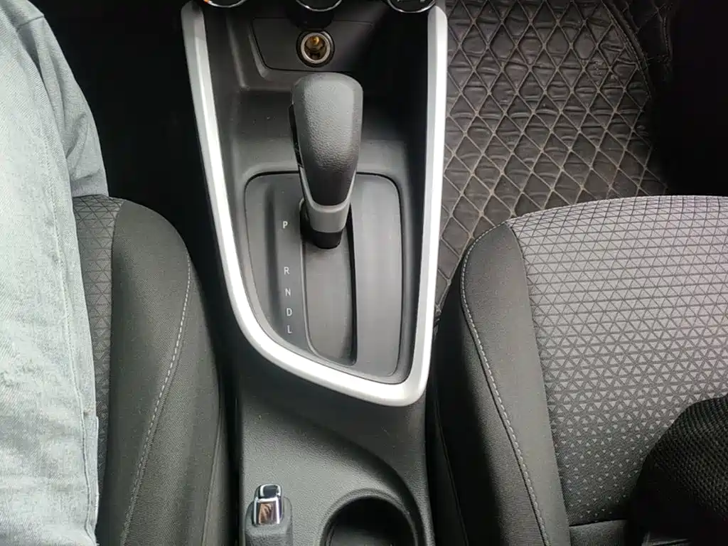 Chevrolet Cavalier — миниатюра 14