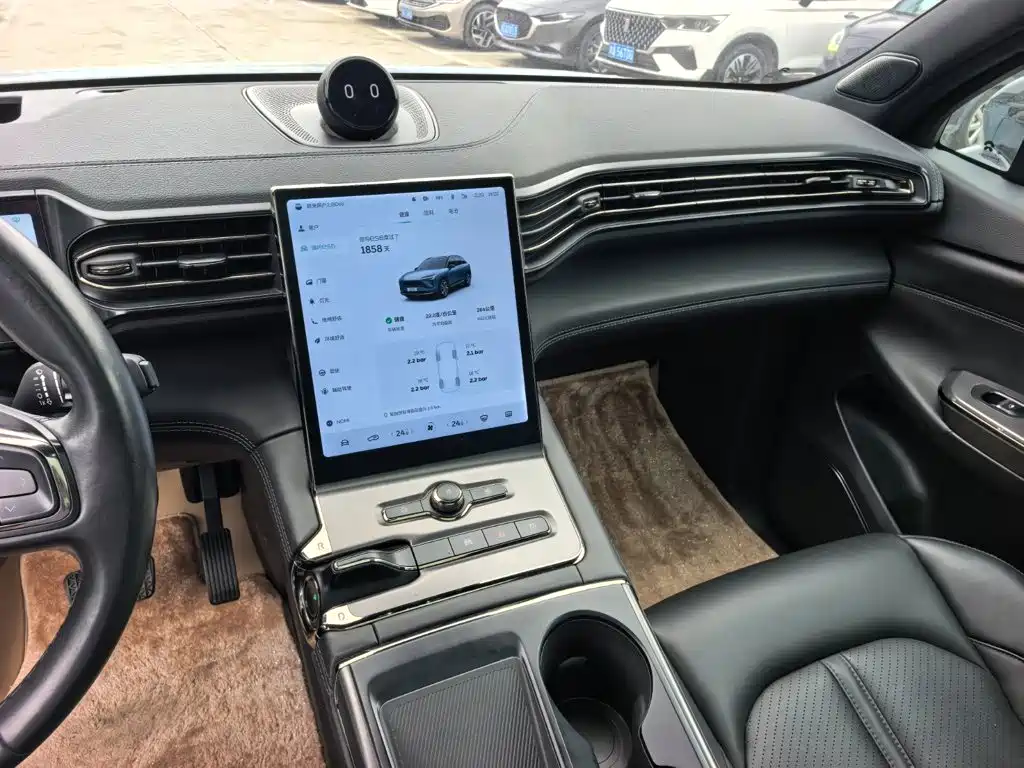 NIO ES6 — миниатюра 13