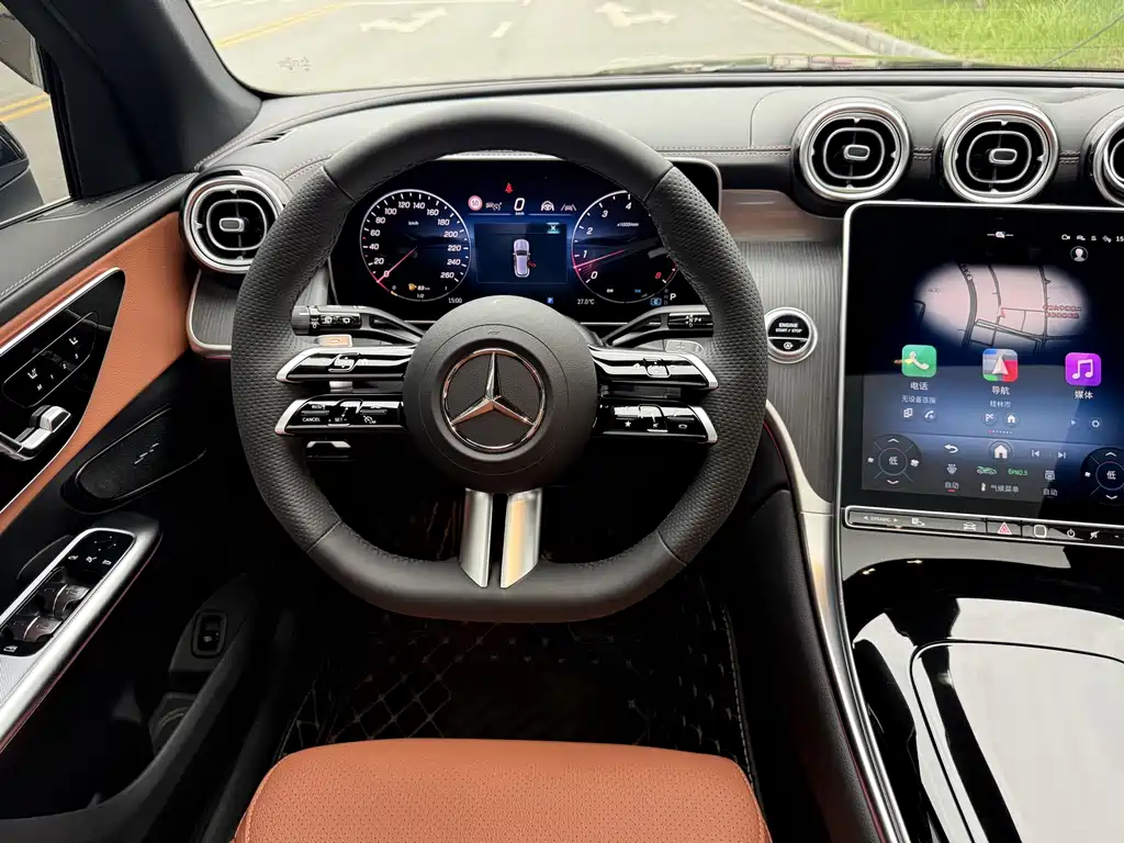 Mercedes-Benz GLC — миниатюра 12