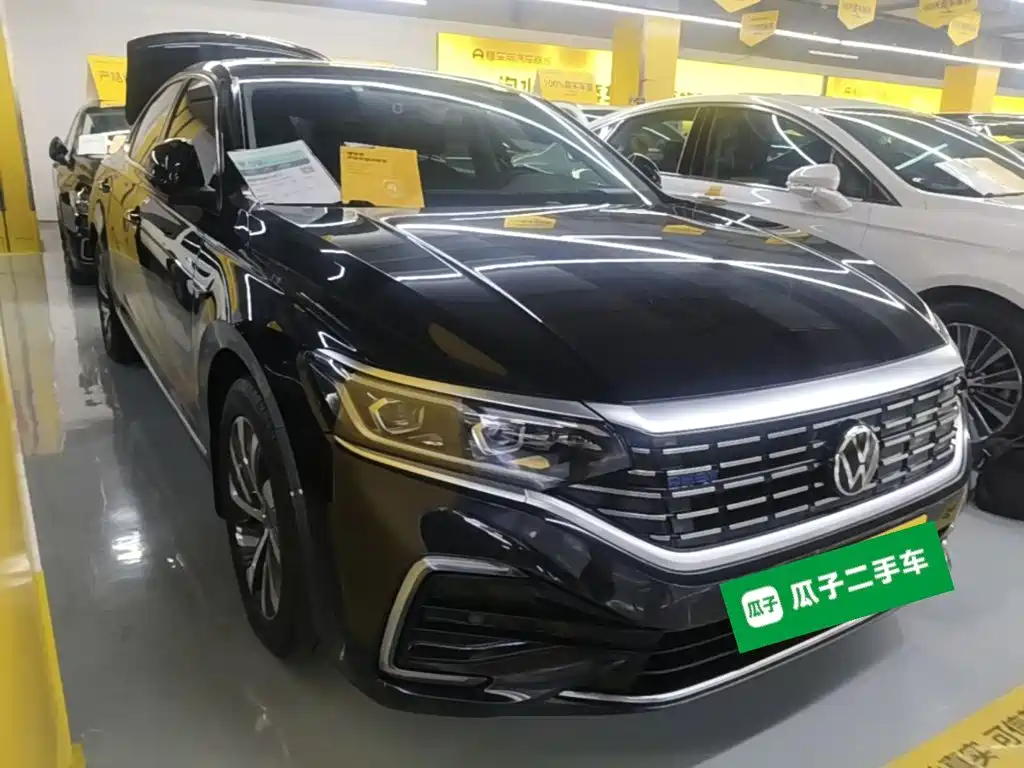 Volkswagen Passat PHEV — миниатюра 4