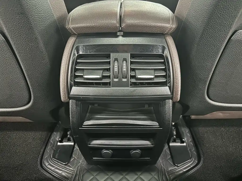 BMW X5 2015 xDrive28i