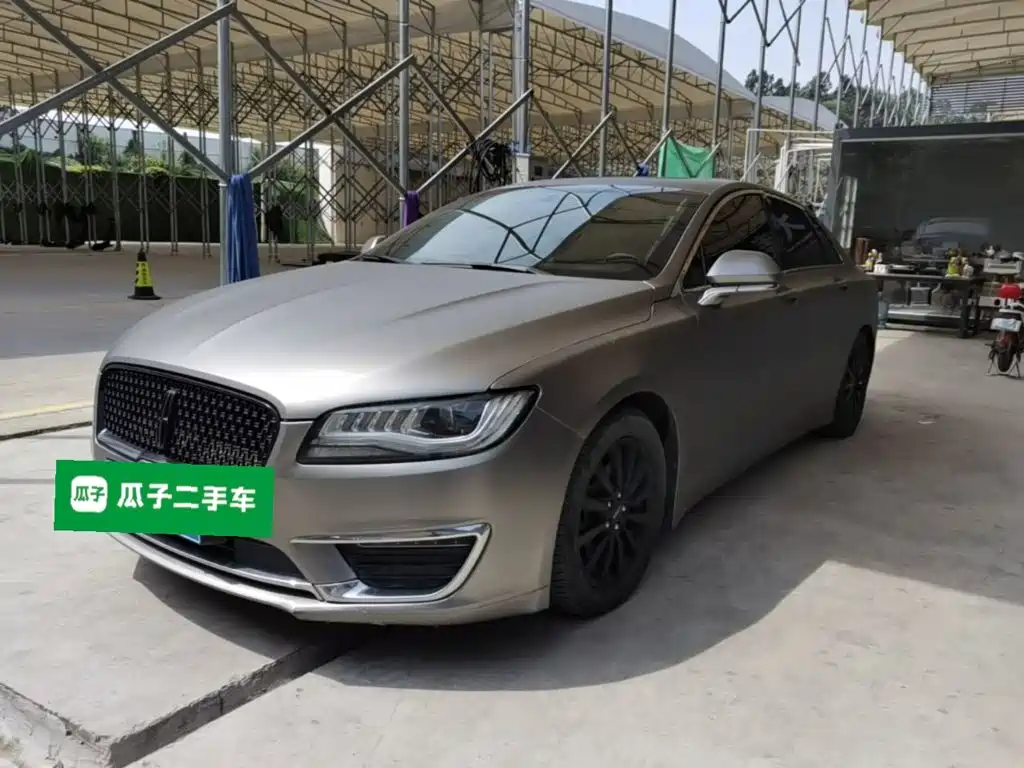 Lincoln MKZ — миниатюра 2