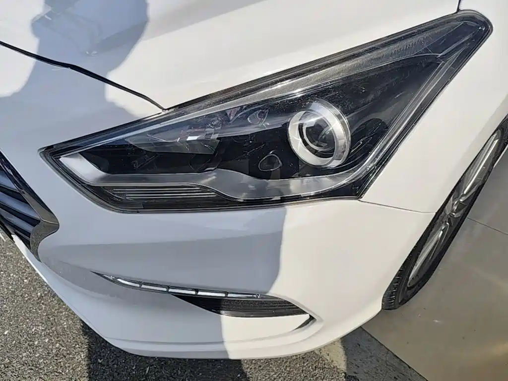 Hyundai Mistra — миниатюра 24