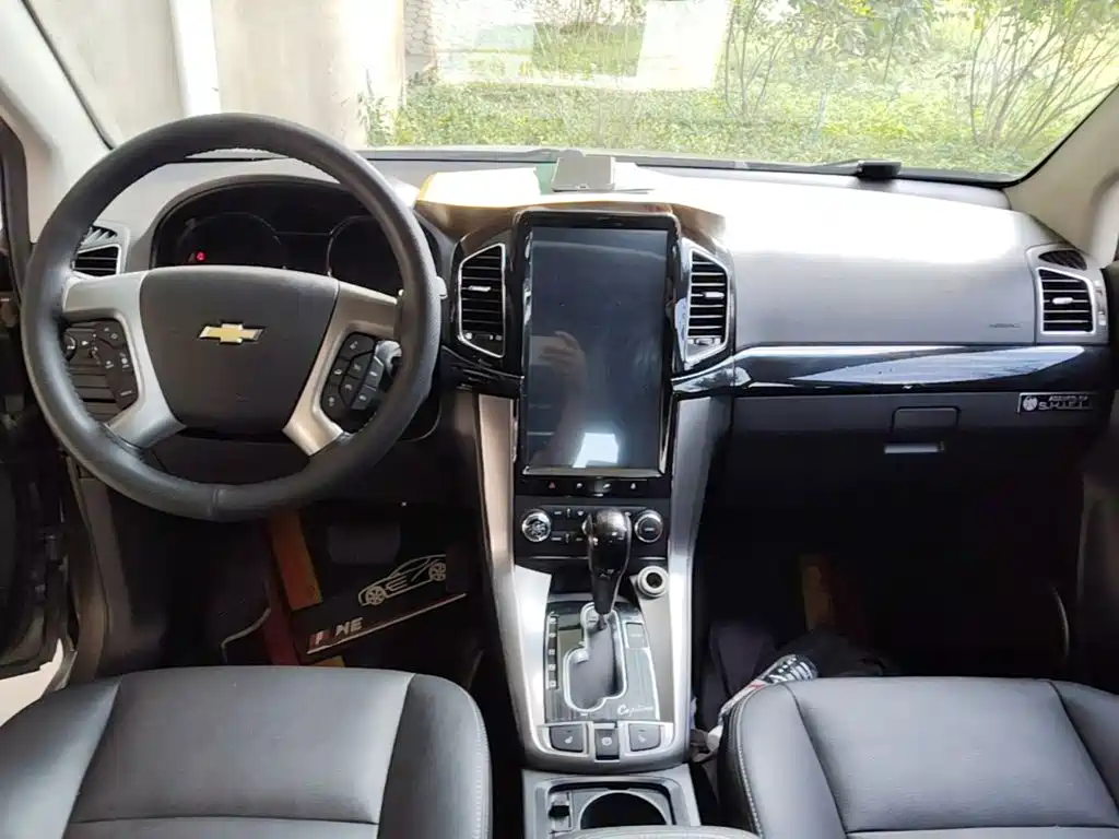 Chevrolet Captiva — миниатюра 10