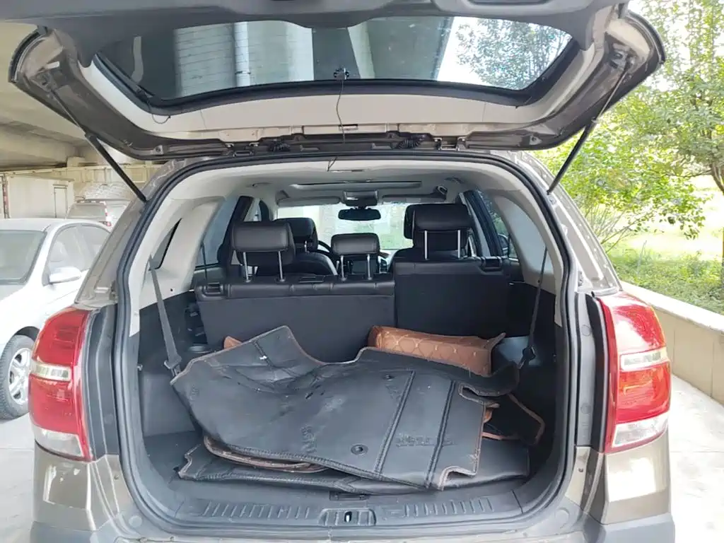 Chevrolet Captiva — миниатюра 19