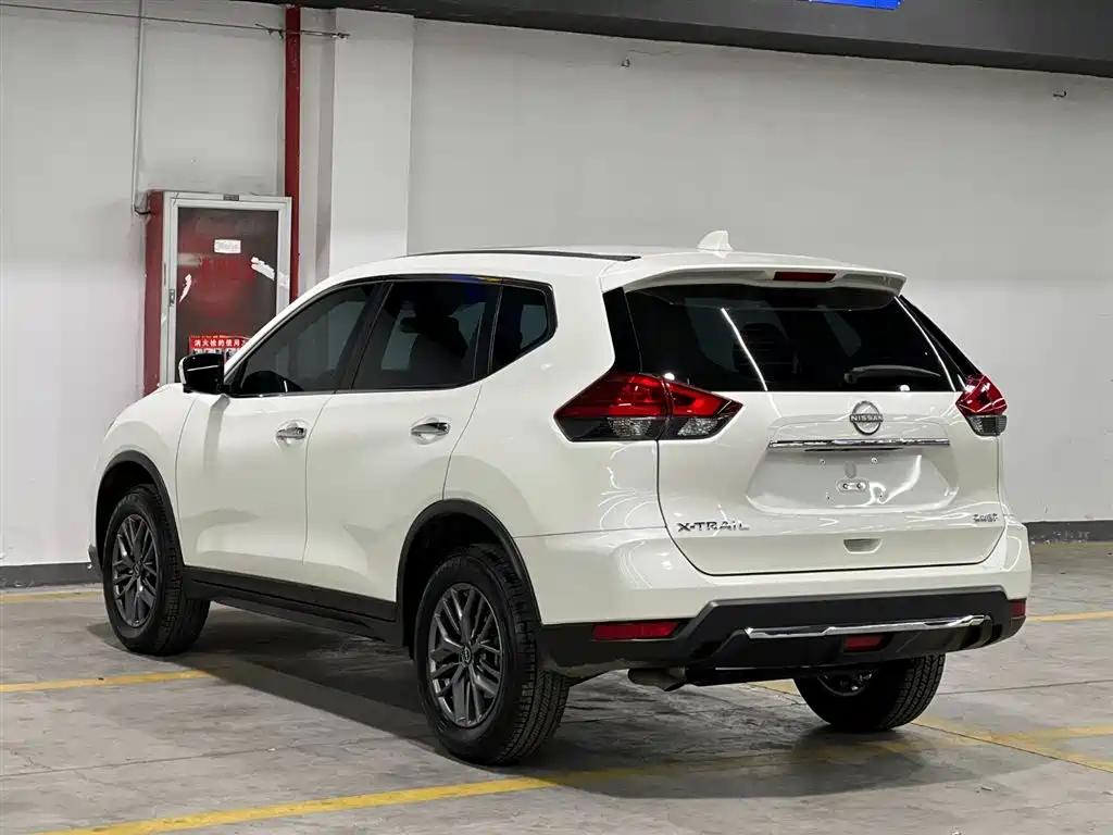 Nissan X-Trail 2025 Белый из Китая, фото 2
