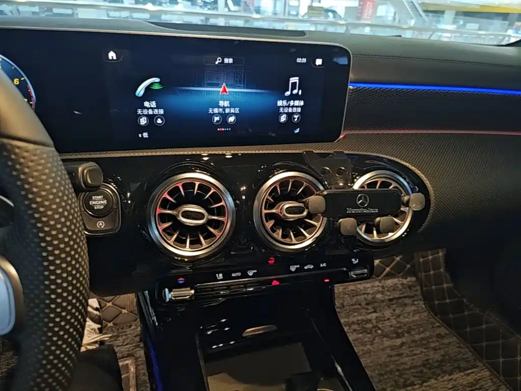 Mercedes-Benz A-Class — миниатюра 13