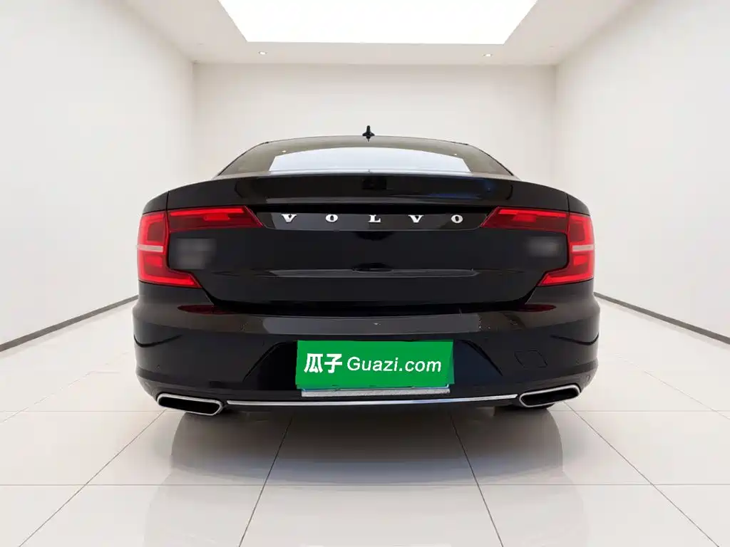 Volvo S90 — миниатюра 5