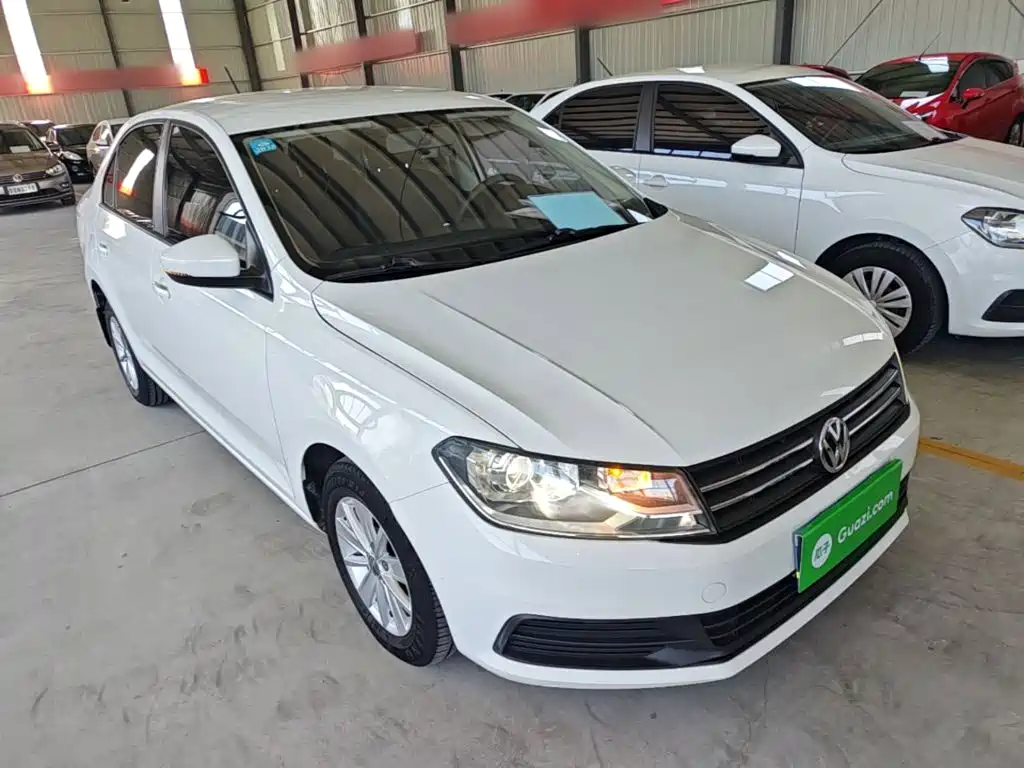 Volkswagen Santana — миниатюра 4