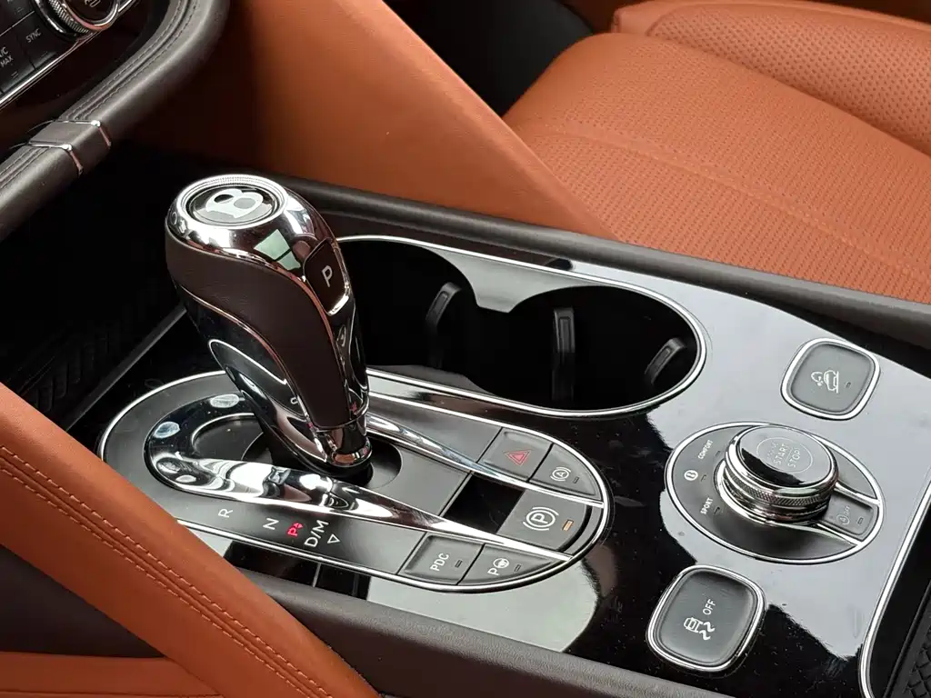 Bentley Bentayga — миниатюра 18