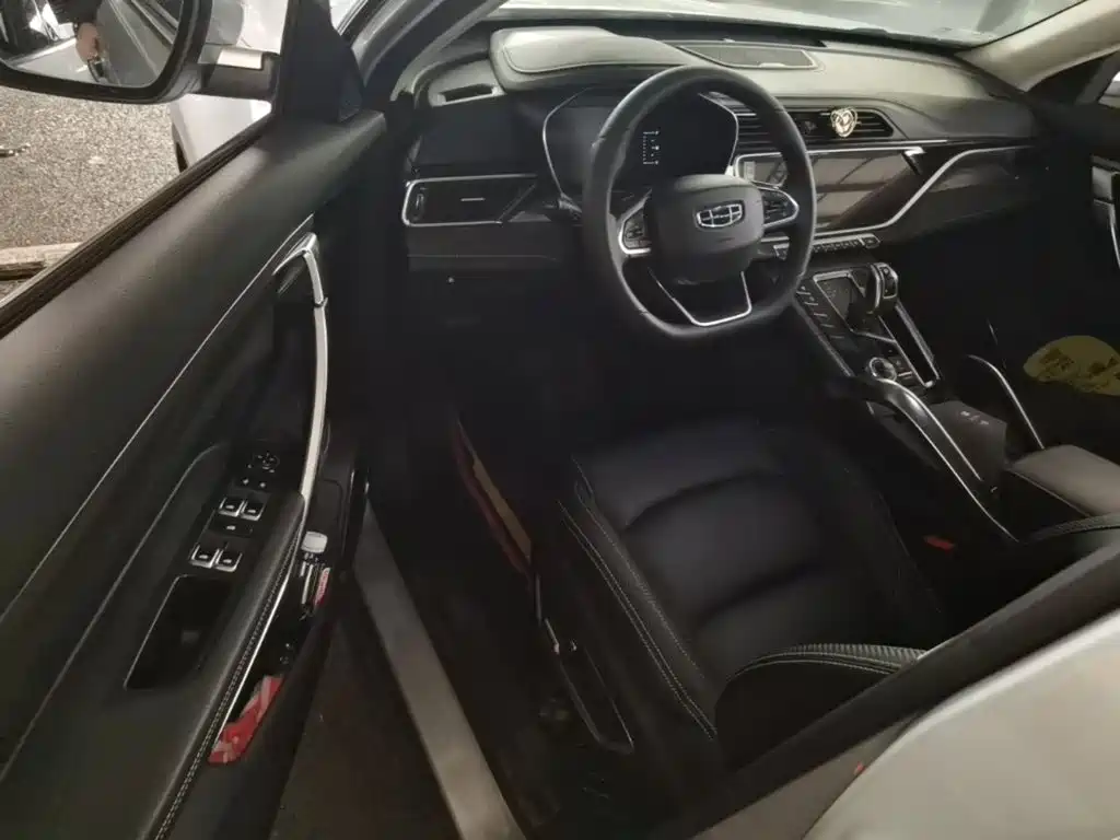 Geely Boyue — миниатюра 16