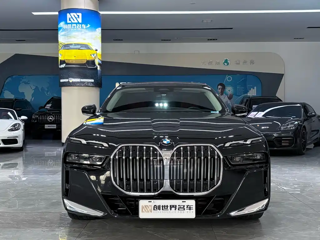 BMW 7 SERIES