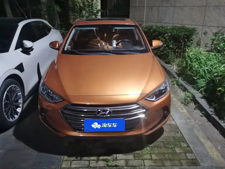 Hyundai Elantra — миниатюра 2