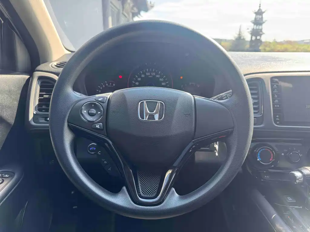 Honda Vezel — миниатюра 15