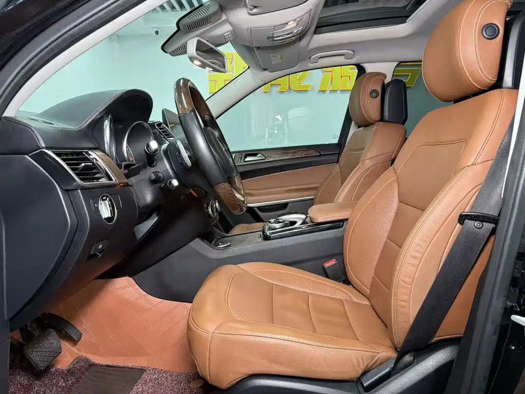 Mercedes-Benz GLS 2016 GLS 500 4MATIC