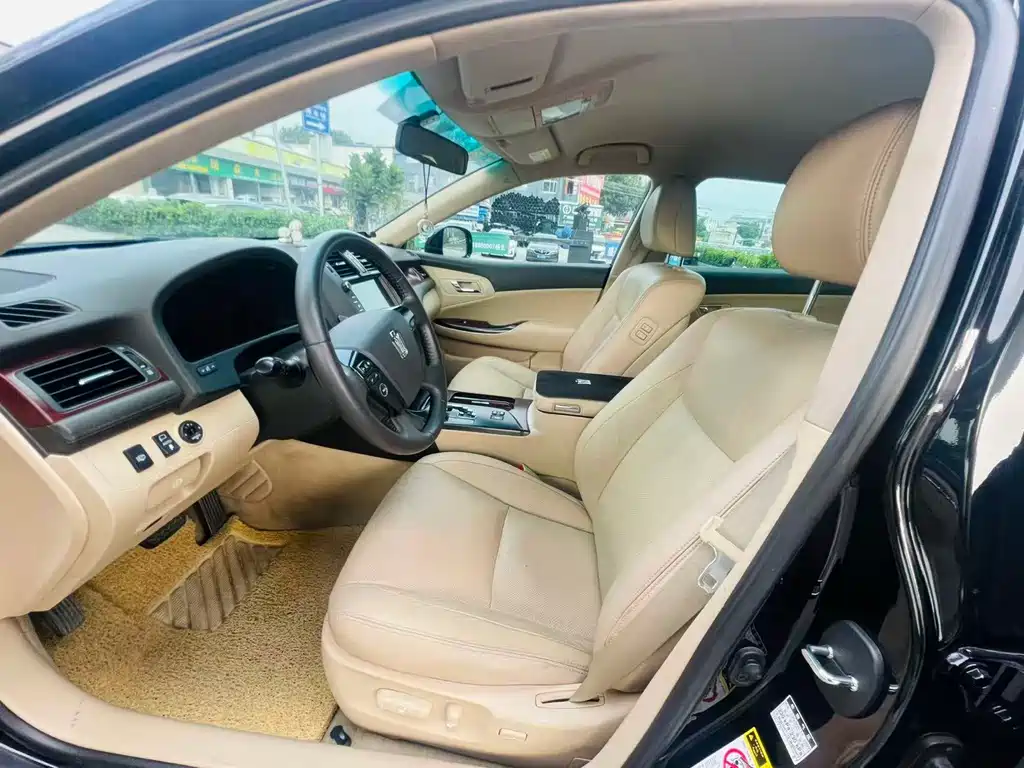 Toyota Crown 2010 2.5L Royal