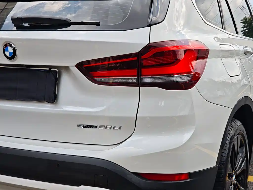 BMW X1 - фото 10