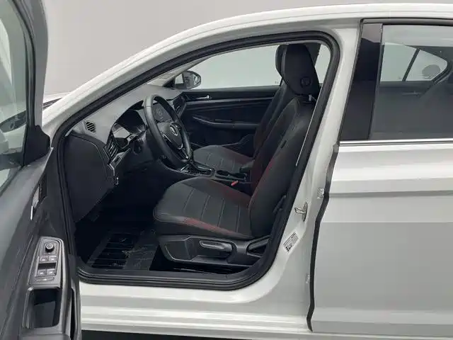 Volkswagen Bora — миниатюра 7