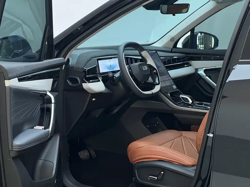 Geely Boyue L — миниатюра 9
