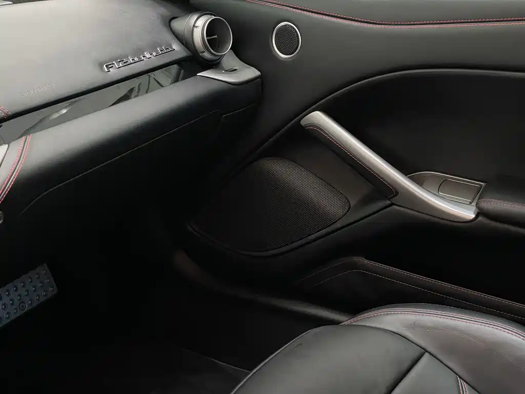 Ferrari F12berlinetta 6.3L Standard Type, фото 8